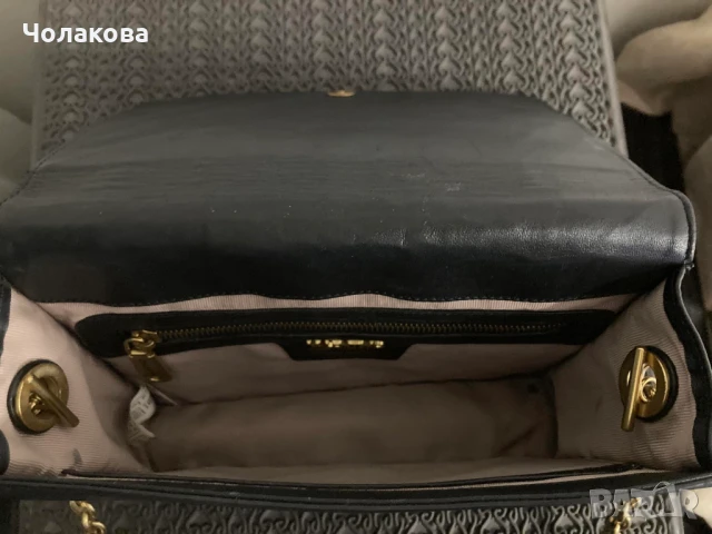 Дамска кожена чанта Valentino, снимка 12 - Чанти - 50700445