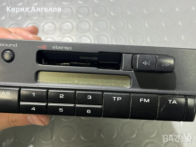 Оригинален касетофон от VW Golf 3 (Alpha), снимка 3 - Аксесоари и консумативи - 53574385