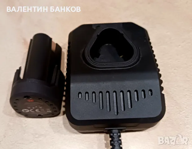 Зарядно + литиево-йонна батерия 2000mAh hammerschmitt p8-hs-12cpm2, снимка 2 - Друга електроника - 48091179