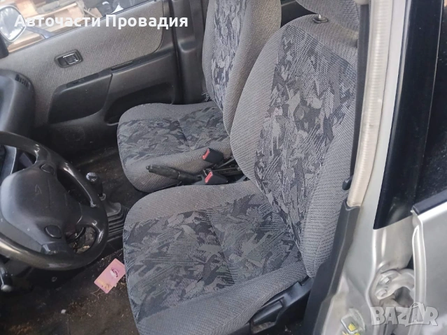 Daihatsu Sirion 1.0 4x4, 2000 г на части, снимка 7 - Автомобили и джипове - 53792061