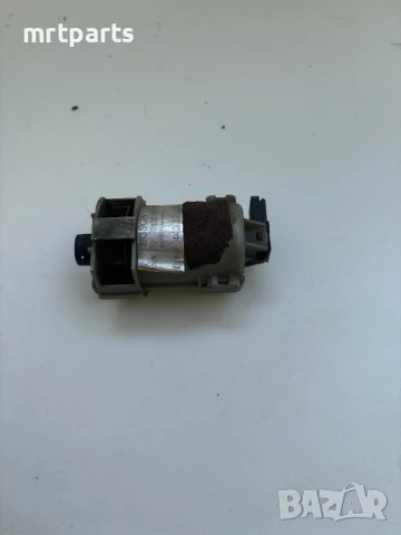 Сензор за вътрешна температура за Audi A6 C4/Audi 100, снимка 2 - Части - 51245801