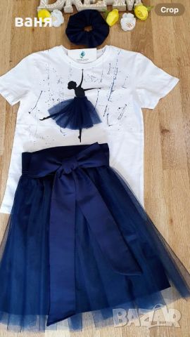 Комплект с ръчно рисувана блузка, снимка 1 - Костюми - 46274149