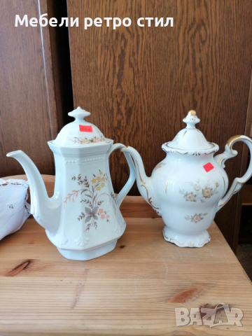 Красиви порцеланови чайници., снимка 2 - Антикварни и старинни предмети - 44938225