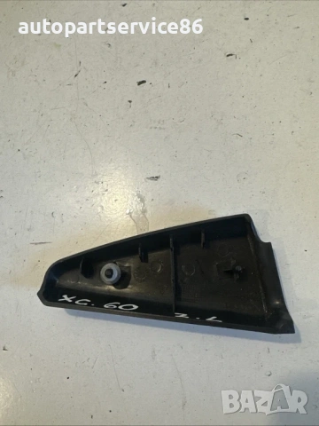 Облицовка на задна лява врата за Volvo XC60 2.0D (2011) 8635396, снимка 2 - Части - 53743184