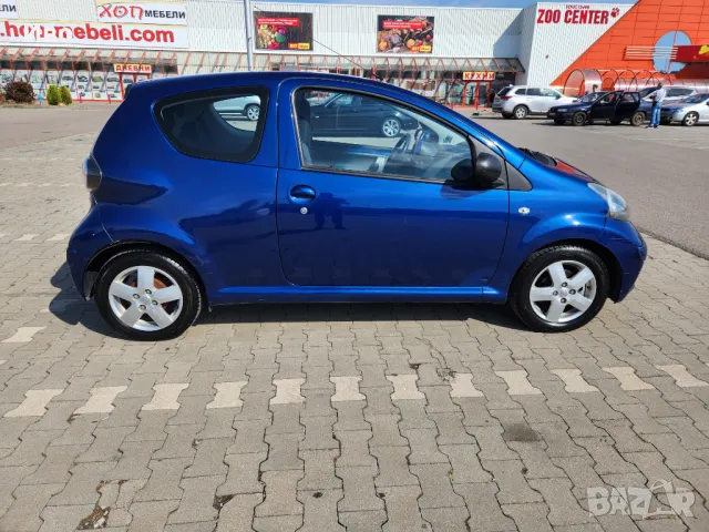 Toyota Aygo 1.0 Бензин Климатик, снимка 3 - Автомобили и джипове - 46920519