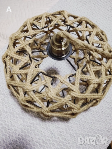 Лампа пендел за таван