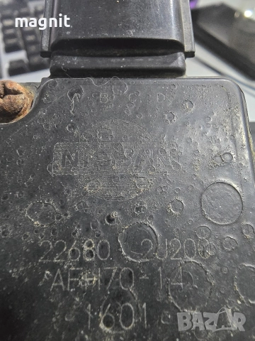 Дебитомер за Nissan Terrano Hitachi 226802J200 AFH7014, снимка 2 - Части - 52565110