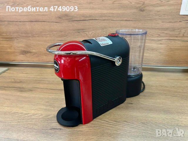 Кафе машина Lavazza jolie, снимка 2 - Кафемашини - 54032427