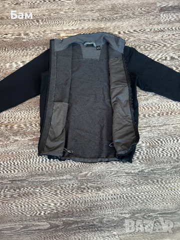 Мъжко!Mountain Hardwear Softshell jacket размер М, снимка 2 - Якета - 53738304