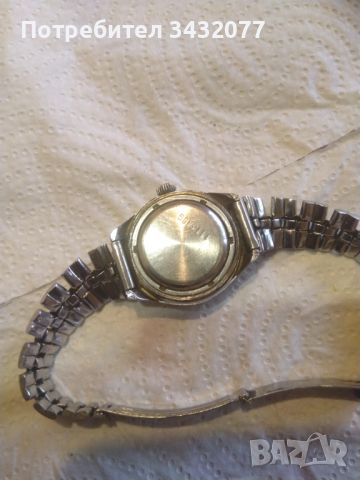 Автоматичен дамски часовник Луч, снимка 2 - Антикварни и старинни предмети - 45843703