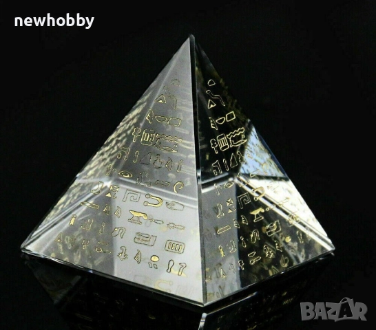 Пирамида оргонит с йероглифи