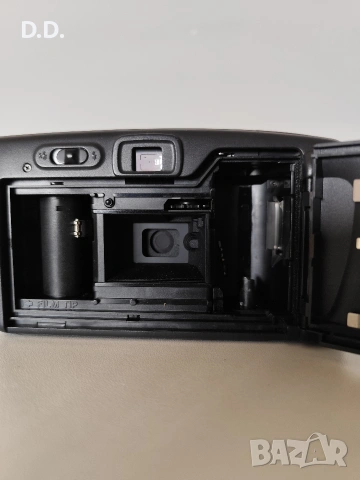 Лентов фотоапарат Minolta Riva AF-35c, снимка 4 - Фотоапарати - 53872545