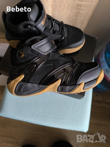 Сникърси Shaq 31 номер, снимка 2 - Детски маратонки - 53607291