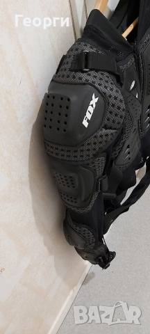 Протекторна ризница Fox Titan L, снимка 4 - Аксесоари и консумативи - 53654025