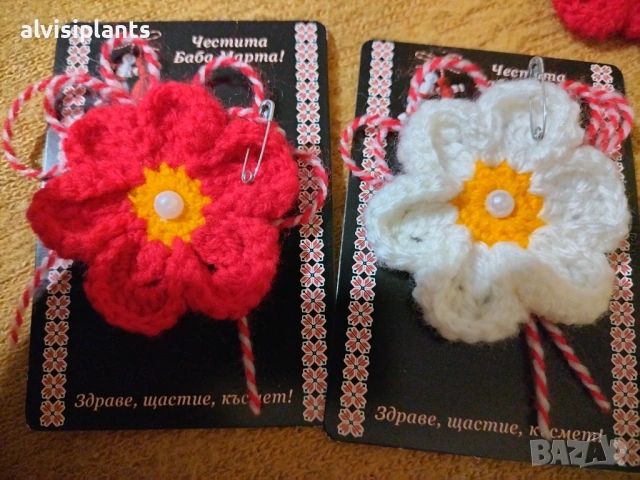 Мартеница цвете символ на нежност и красота, снимка 2 - Декорация за дома - 53363388