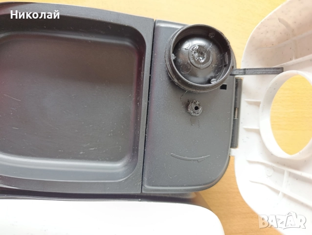 Автоматичен диспенсър за храна Pawise, снимка 4 - Други стоки за дома - 52463771