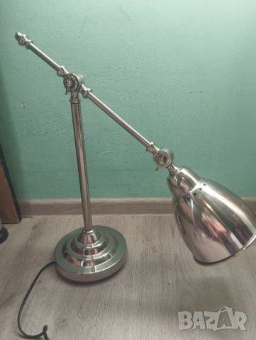 Писалищна настолна лампа, снимка 4 - Настолни лампи - 46037355