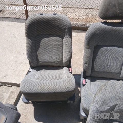 Седалки от Хюндаи Траджеб 2004г/2000 Tdi, снимка 2 - Автомобили и джипове - 50894820