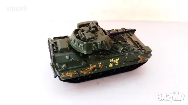 Matchbox - Bradley M2 Fighting Vehicle 1997, снимка 4 - Колекции - 48194553