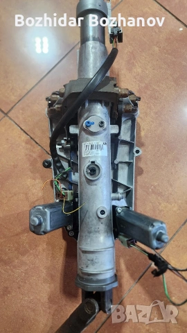 Кормилна колона за Мерцедес S 221, снимка 7 - Части - 54132709