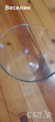 Голяма стъклена купа Евтино , снимка 2 - Чинии - 45732790