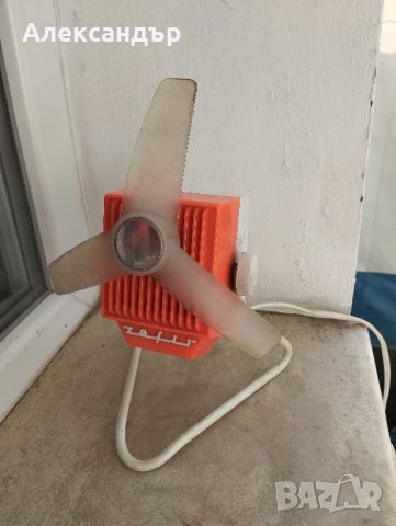 Полски вентилатор, снимка 1 - Антикварни и старинни предмети - 46172639