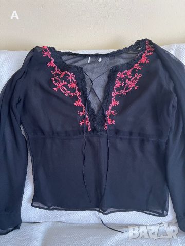 Фина блуза с бродерия, снимка 4 - Блузи с дълъг ръкав и пуловери - 45684252
