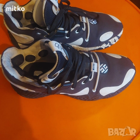 маратонки адидас 42 номер, снимка 2 - Маратонки - 52861222