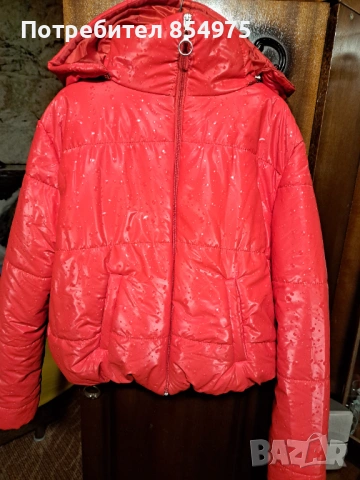 Страхотно топло яке червено