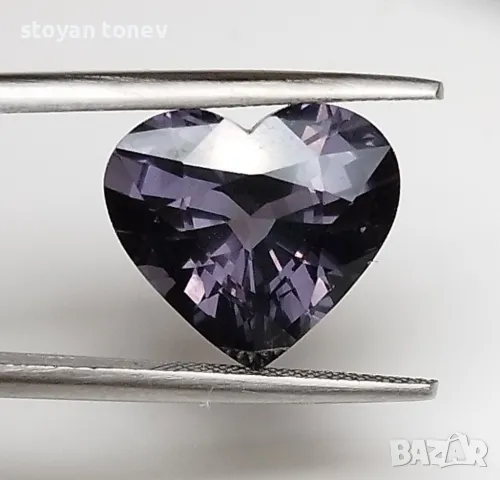 Тренди шпинел в сивеещо лилаво и VVS чистота - 5.02кт.! Нов!, снимка 2 - Колиета, медальони, синджири - 44719364