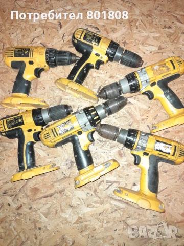 Винтоверт Dewalt 