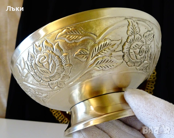 Бронзова бонбониера,съд за сервиране,релефни рози. , снимка 7 - Антикварни и старинни предмети - 53036361