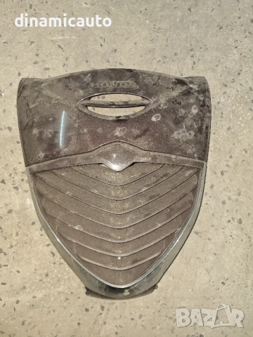 Вътрешна с жабка, фар, предна решетка, странични панели за Honda Sh 150i 2007г., снимка 5 - Части - 50448262