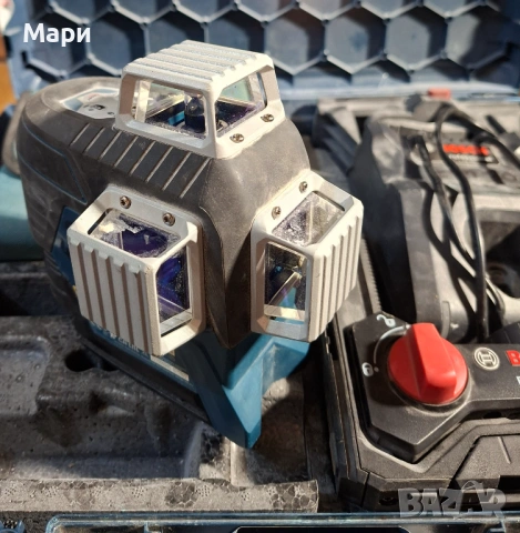 Bosch GLL 3-80 c лазерен нивелир, снимка 5 - Други инструменти - 53321661