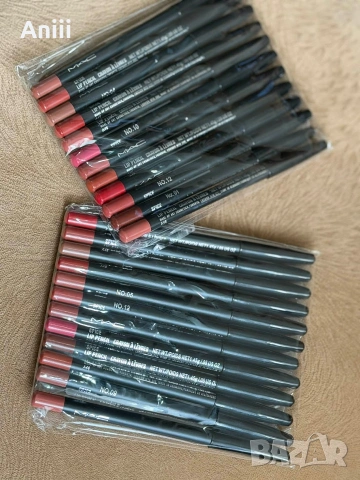 МАС 12 броя моливи за устни 