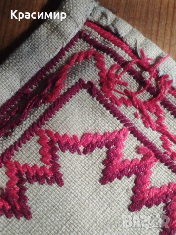 покривка в автентичен стил, снимка 9 - Покривки за маси - 54231207