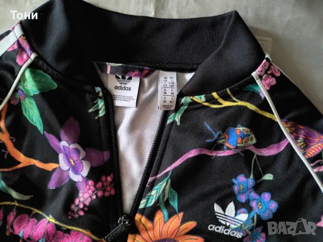 Дамски комплект Adidas Women's FLORAL Track + къси панталонки , снимка 8 - Спортни екипи - 49030283