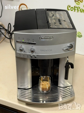 Кафемашина кафе автомат delonghi magnifica с гаранция, снимка 5 - Кафемашини - 53753082
