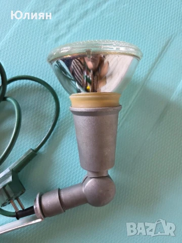 Градинска лампа Philips , снимка 2 - Градински мебели, декорация  - 51317672