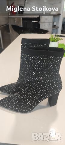 Черни боти на ток с камъчета., снимка 4 - Дамски елегантни обувки - 45957700