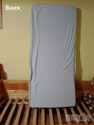 Единично легло от масивно дърво с подматрачна рамка и матрак, снимка 3 - Спални и легла - 53403464