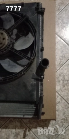 Радиатор Volvo v40, снимка 6 - Части - 53222239
