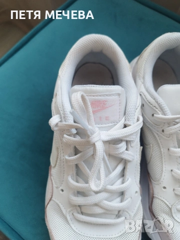 Дамски маратонки NIKE, снимка 3 - Дамски ежедневни обувки - 53874255