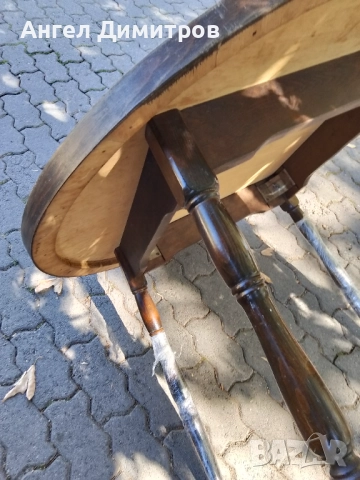 Страхотна дървена кръгла маса , снимка 4 - Антикварни и старинни предмети - 51508974