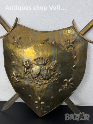 Декоративен щит за стена с мечове №8063, снимка 2 - Антикварни и старинни предмети - 54042238
