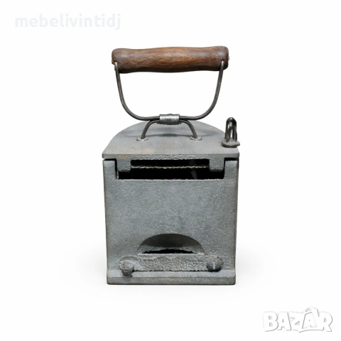 Ретро ютия с дървена дръжка, снимка 3 - Антикварни и старинни предмети - 54126785