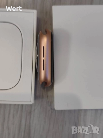 Apple watch 6 99% живот, снимка 3 - Смарт часовници - 52470979