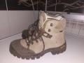 Оригинални туристически обувки/ 39 номер, снимка 1
