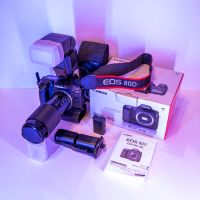 Фотоапарат Canon 80D - 24mpx, Батериен Грип, Светкавица, Обектив 70-210мм, снимка 1 - Фотоапарати - 45453430