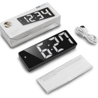 Дигитален настолен часовник с будилник и USB зареждане GH0712L, снимка 4 - Други - 45712644